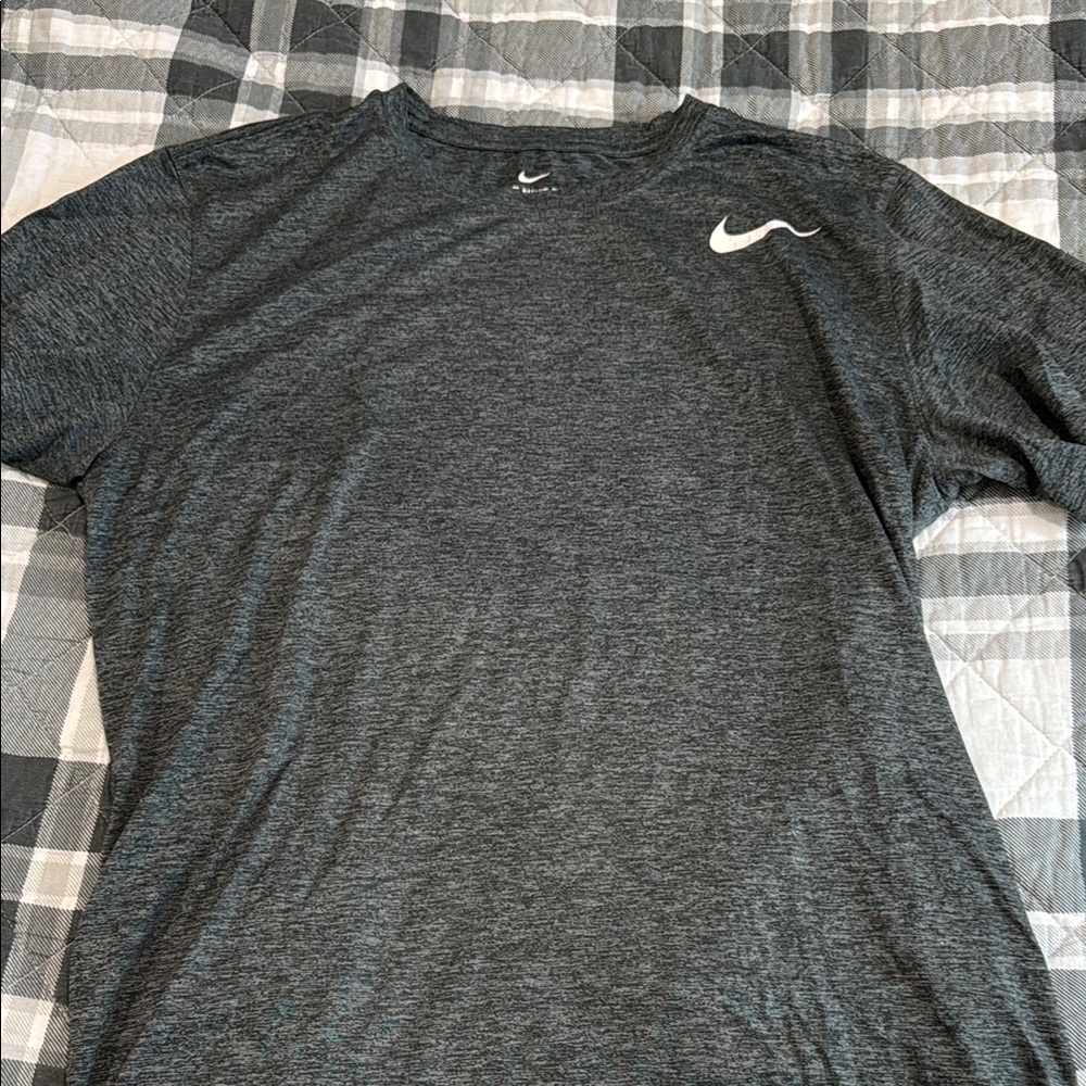 Nike Grey Athletic Tee Size L